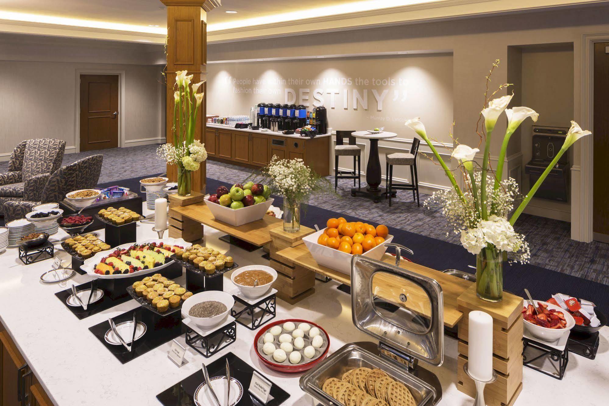 Nationwide Hotel And Conference Center Flint Экстерьер фото